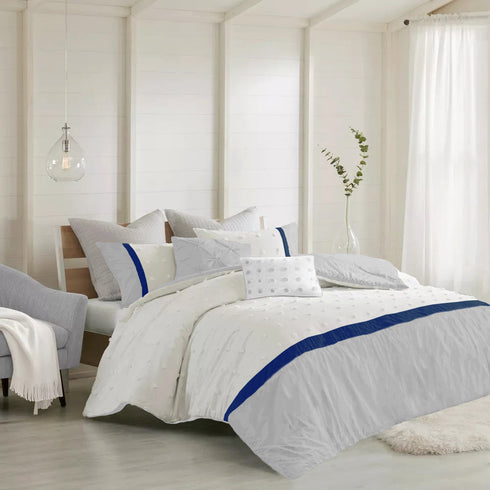 Kai Pom Pom Double Bed Microfiber Winter Comforter With 2 Pillow Covers