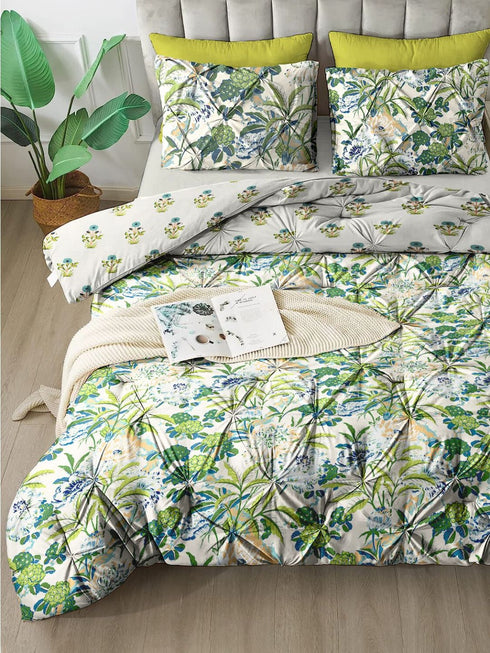 The White Moss Hannah Reversible Print Pinch Pleat AC Comforter With 2 Pillow Cover