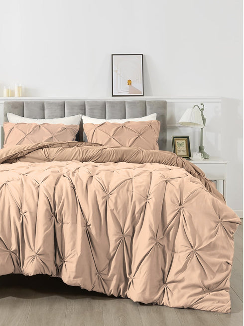Marquis Luxurious Pinch Pleated All-Season Comforter With Pillow Shams