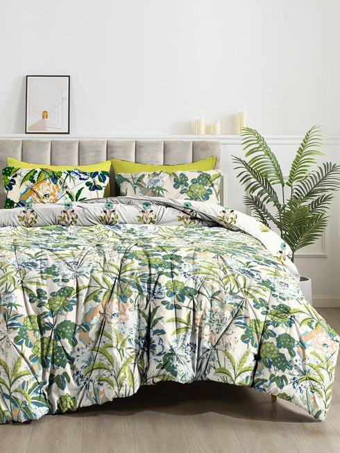 The White Moss Hannah Reversible Print Pinch Pleat AC Comforter With 2 Pillow Cover