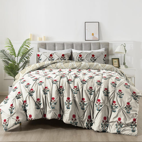 The White Moss Hannah Reversible Print Pinch Pleat AC Comforter With 2 Pillow Cover