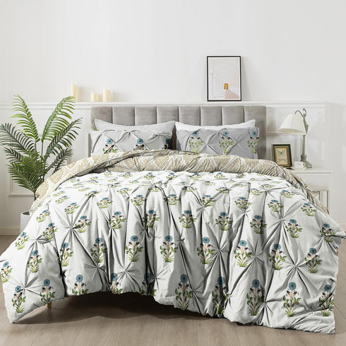 The White Moss Hannah Reversible Print Pinch Pleat AC Comforter With 2 Pillow Cover