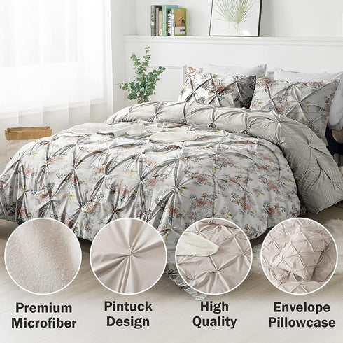 The White Moss Hannah Reversible Print Pinch Pleat AC Comforter With 2 Pillow Cover