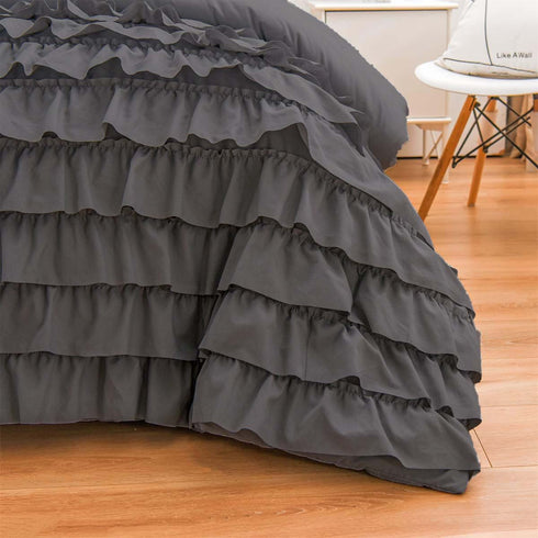 River Ruffles Double Bed Microfibre Comforter With 2 Pillow Covers- Easy care-Hypoallergenic