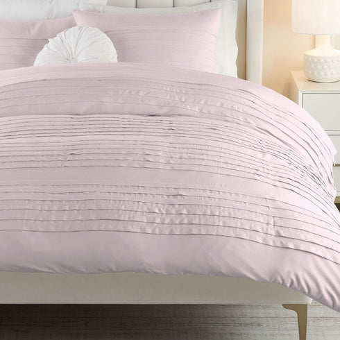 Dorm Pretty Pleats Double Bed Microfibre Comforter With 2 Pillow Covers- Easy care-Hypoallergenic