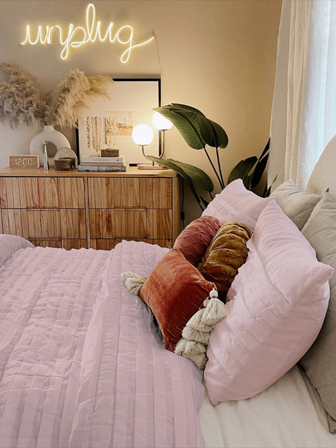 Dorm Pretty Pleats Double Bed Microfibre Comforter With 2 Pillow Covers- Easy care-Hypoallergenic