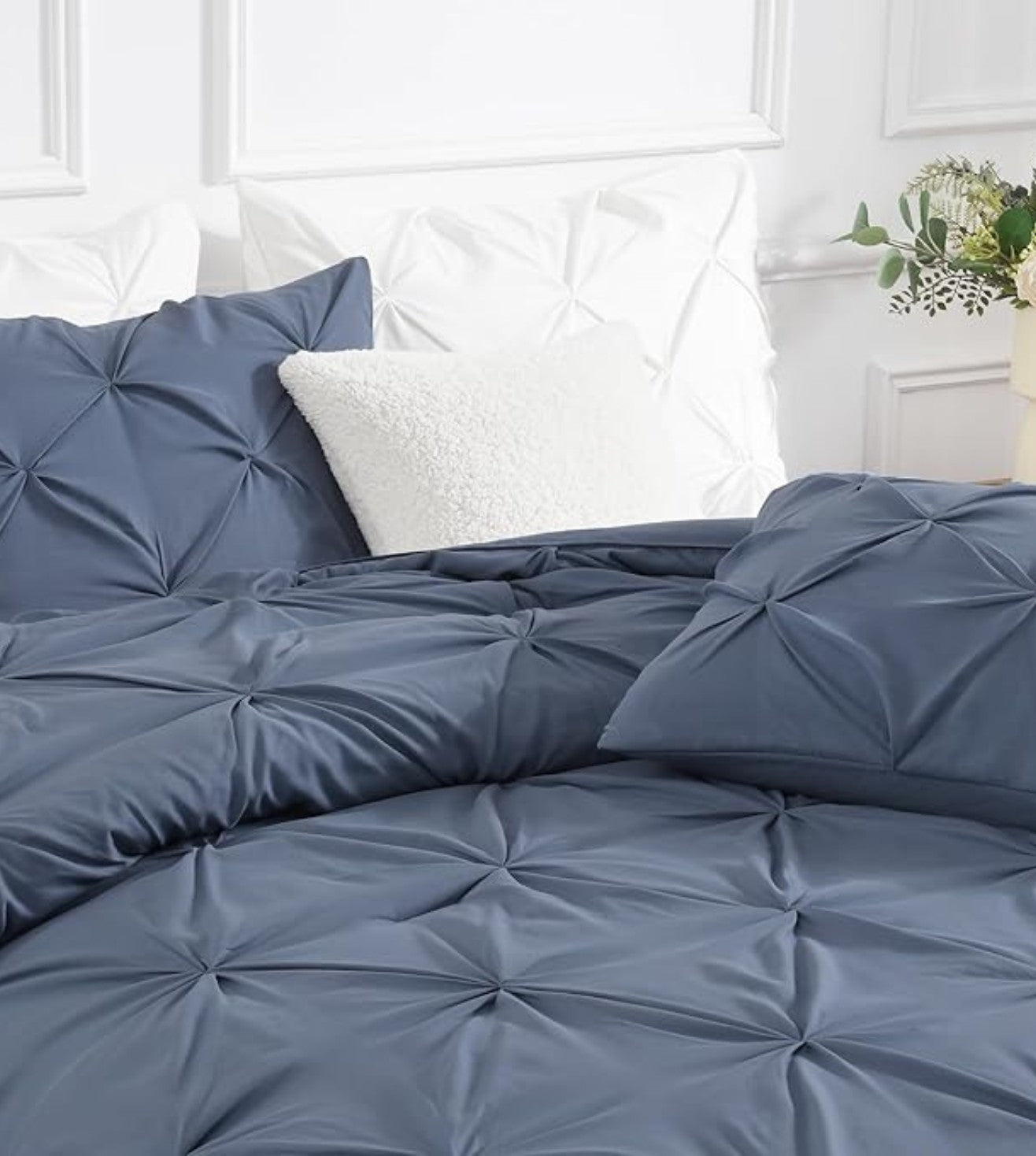 Dune Hand-Crafted Pin Tuck Comforter Set (400Tc Satin) - Blue
