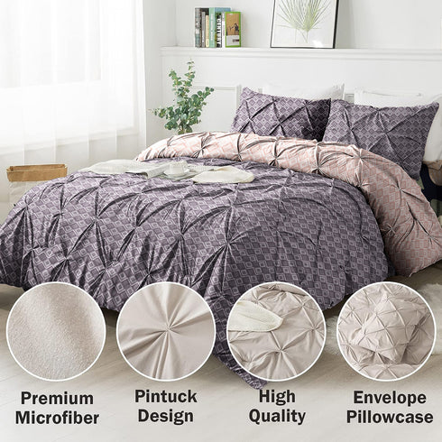 The White Moss Hannah Reversible Print Pinch Pleat AC Comforter With Pillow Cover