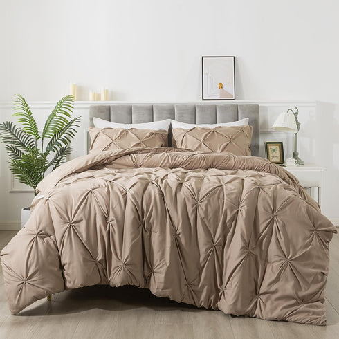 Marquis Luxurious Pinch Pleated All-Season Comforter With Pillow Shams