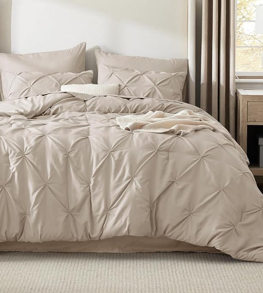 Dune Hand-Crafted Pin Tuck Comforter Set (400Tc Satin) - Sand