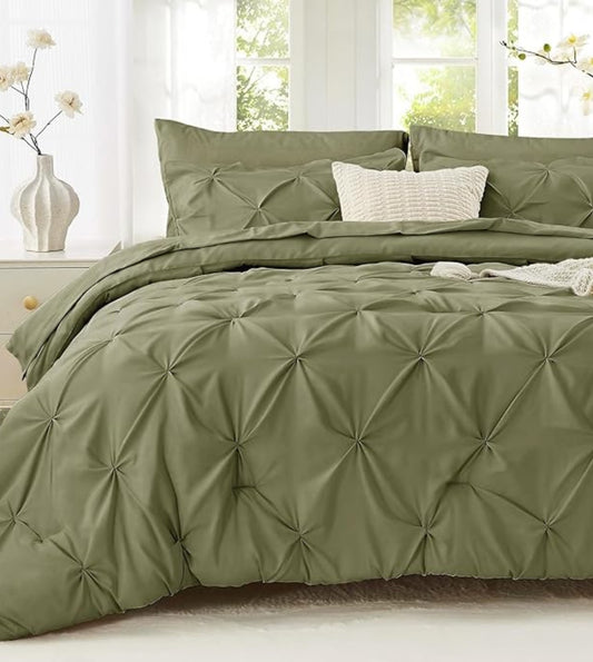 Dune Hand-Crafted Pin Tuck Comforter Set (400Tc Satin) - Green