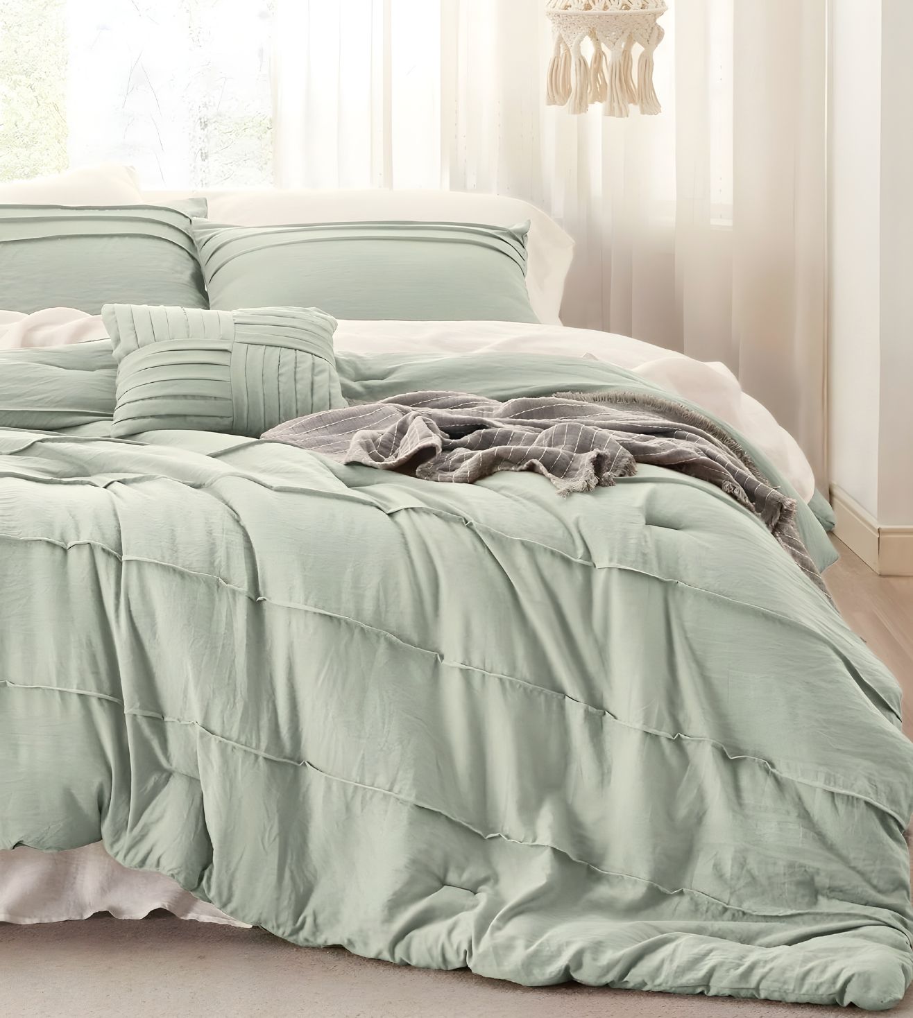 Elysium 5-Piece Hand-Pleated Comforter Ensemble (400Tc Satin) - Sea Green