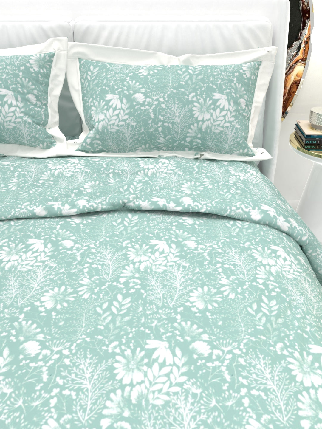 Carnation King Size Bedsheet Set with Contrast Border - Cyan