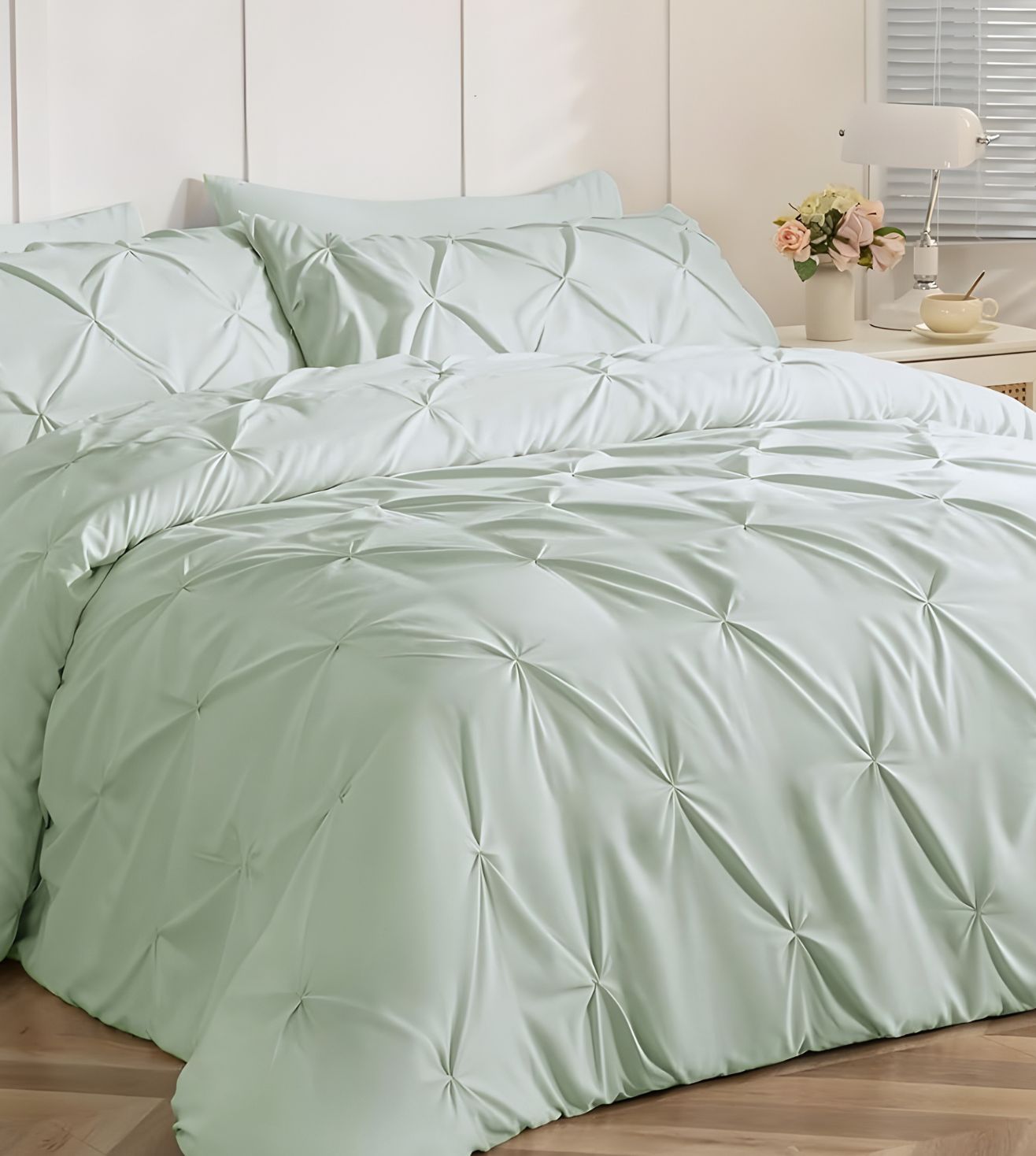 Marquis Pinch Pleat Comforter With Pillow Cover/s