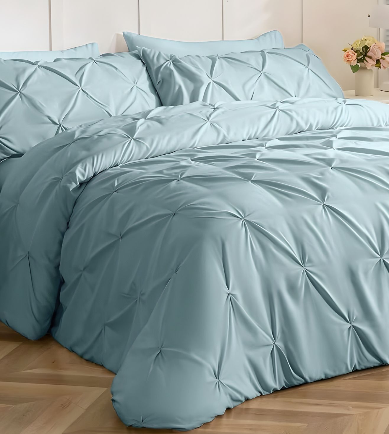 Marquis Pinch Pleat Comforter With Pillow Cover/s