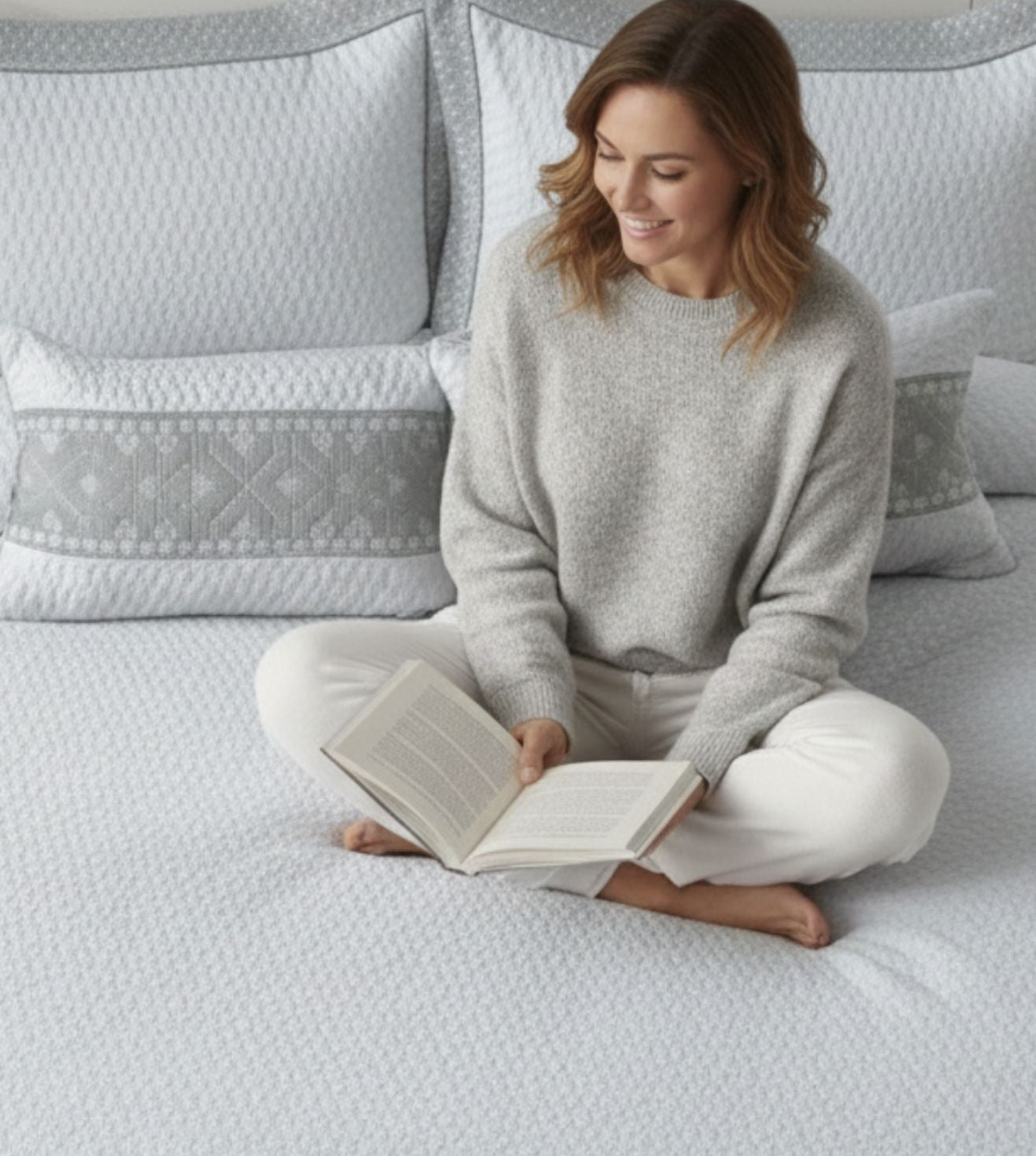 Noir 5-Piece Quilted & Embroidered Bedcover Ensemble - Powder Blue