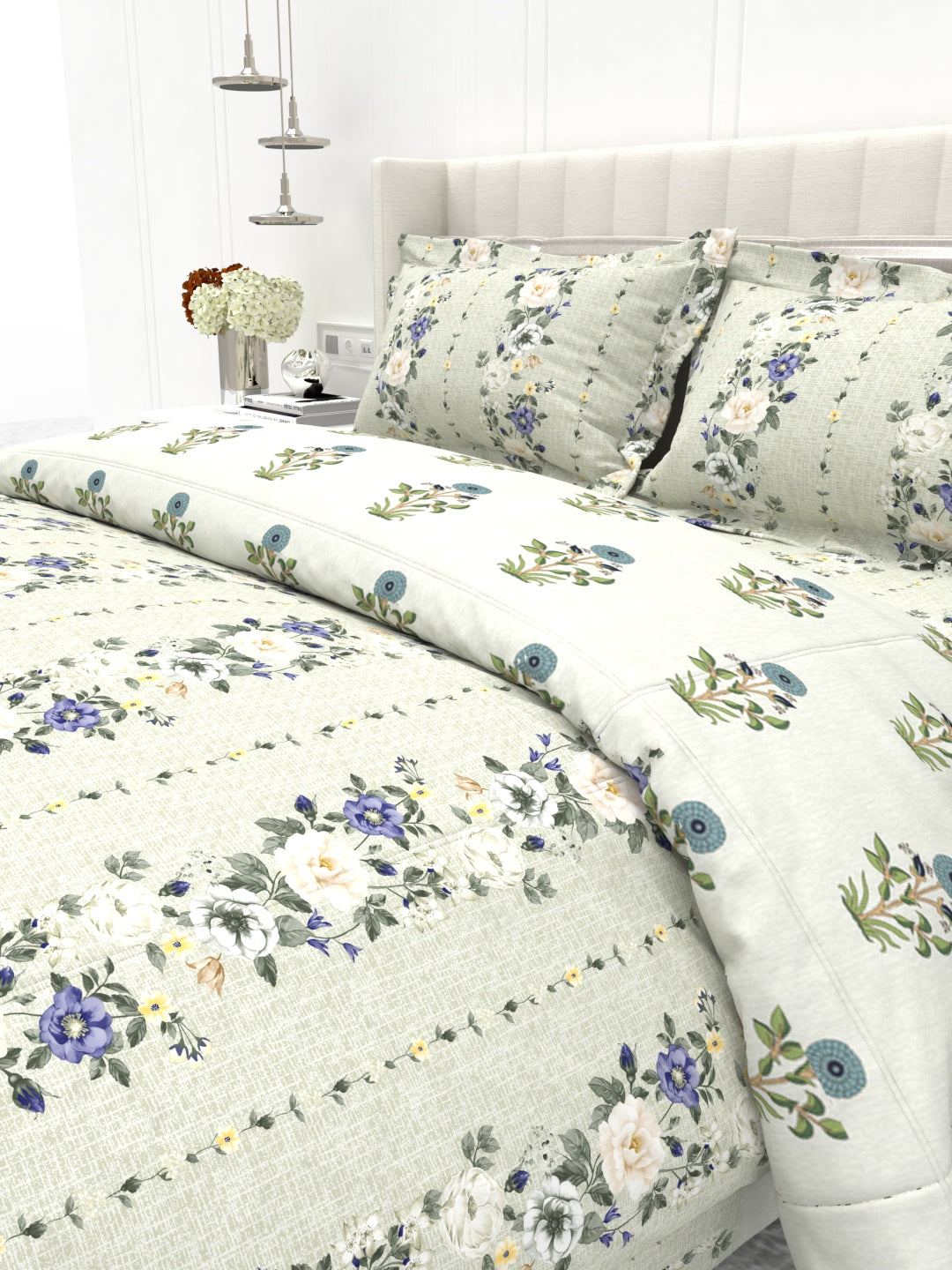 Shelton Combo of King Size Comforter with Bedsheet Set