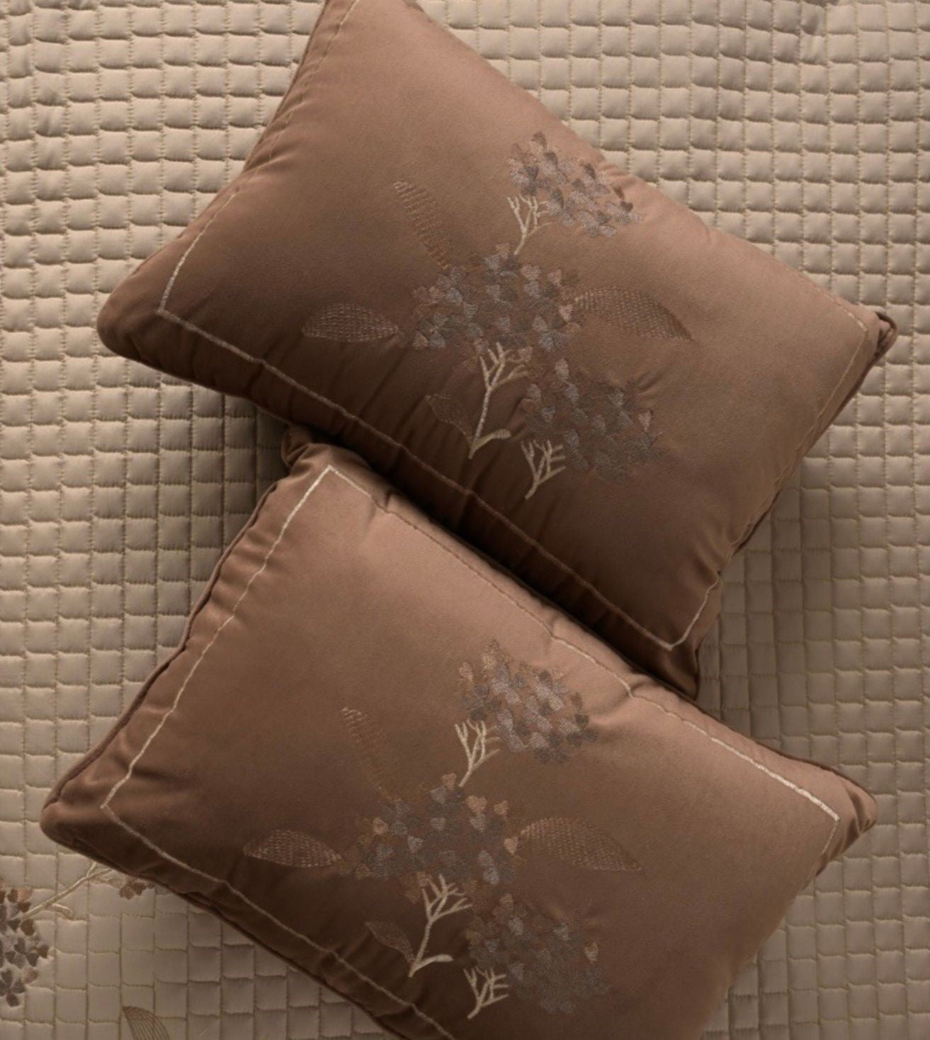 Sterling Suite 6-Piece Everyday Essential Bundle - Sand