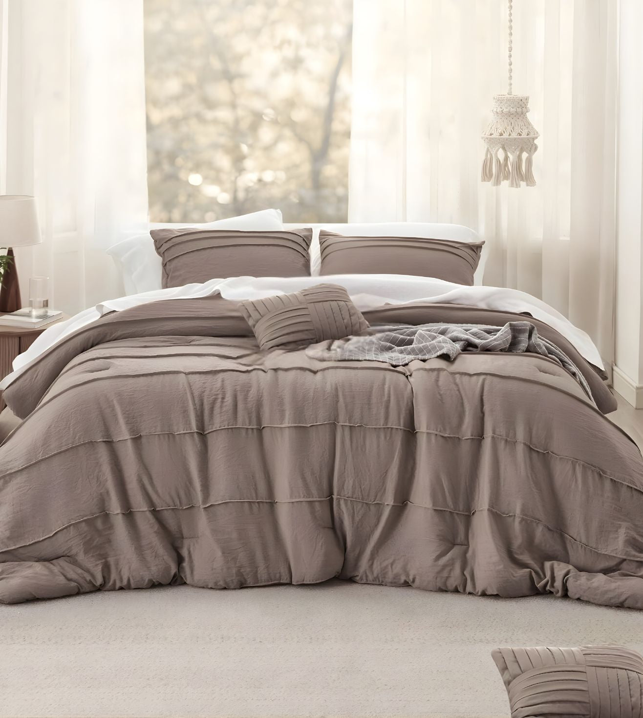 Elysium 5-Piece Hand-Pleated Comforter Ensemble (400Tc Satin) - Mocha