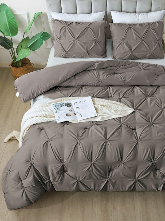 Marquis Pinch Pleat Comforter With Pillow Cover/s
