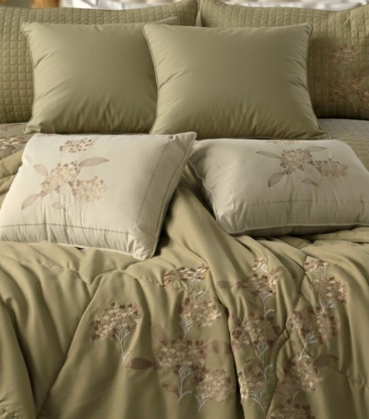 Sterling Suite 6-Piece Everyday Essential Bundle - Olive
