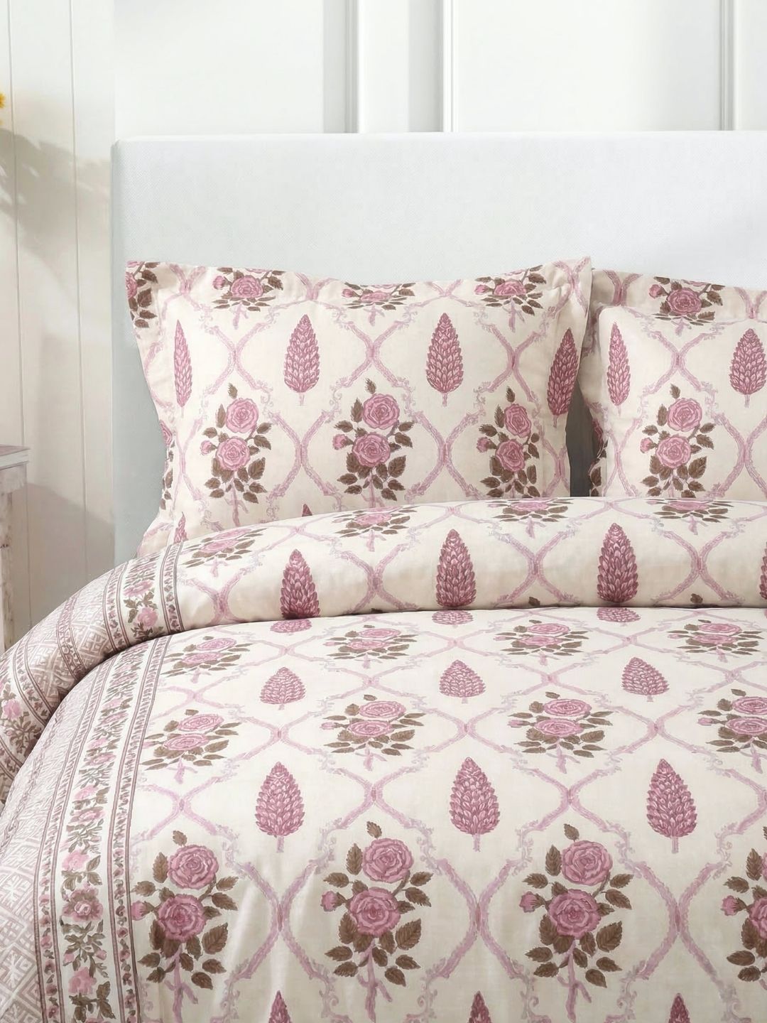 Pure Cotton King Size Bedsheet Set with 2 Pillow Covers - Peach Sand