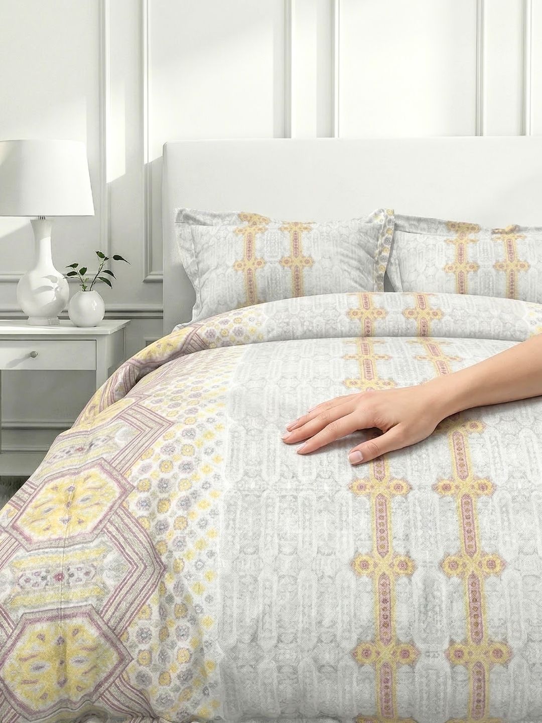 Pure Cotton King Size Bedsheet Set with 2 Pillow Covers - Grey