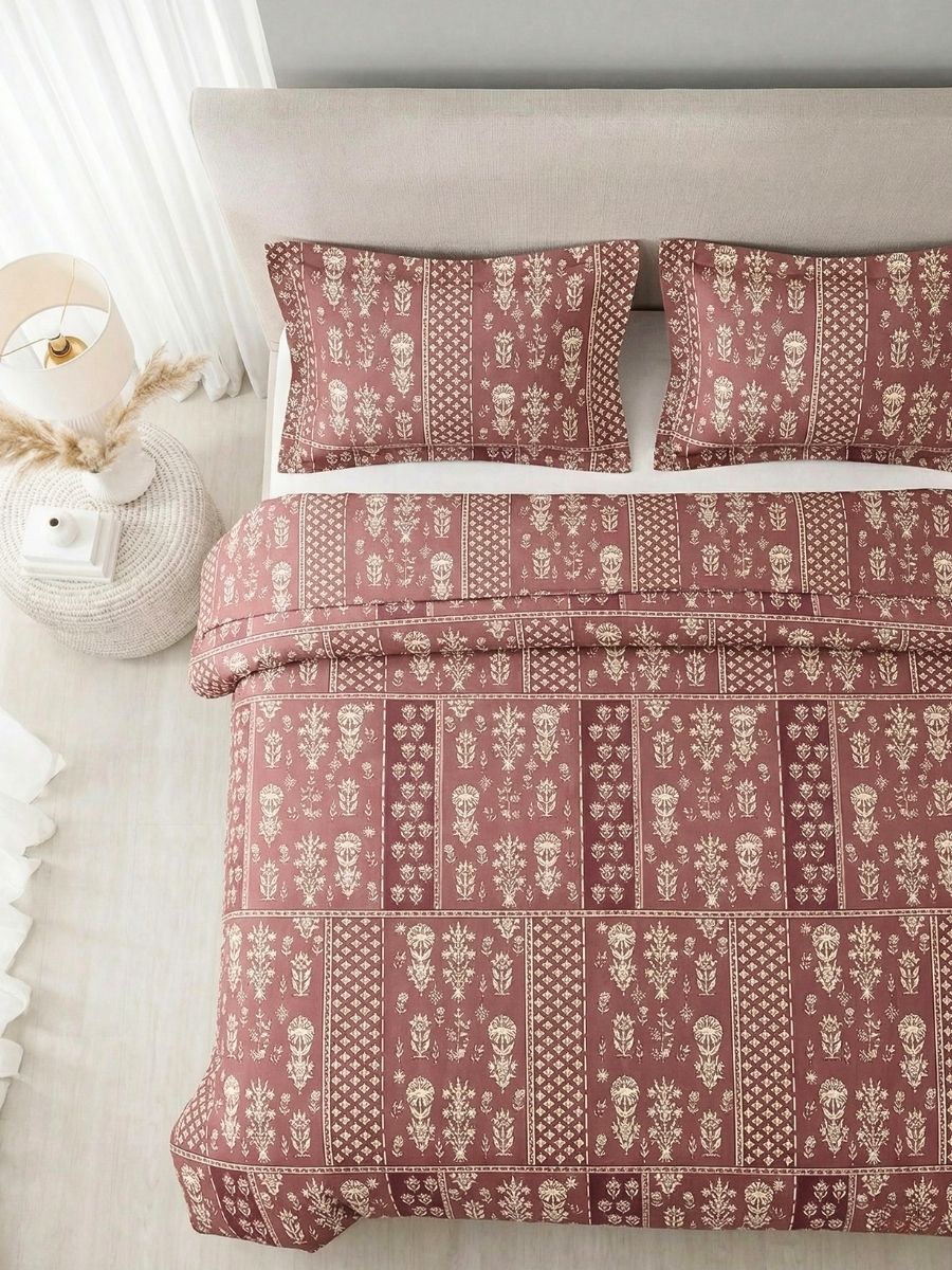 Blended Cotton Double Size Bedsheet with 2 Pillow Covers - Mughal Stripe Motif