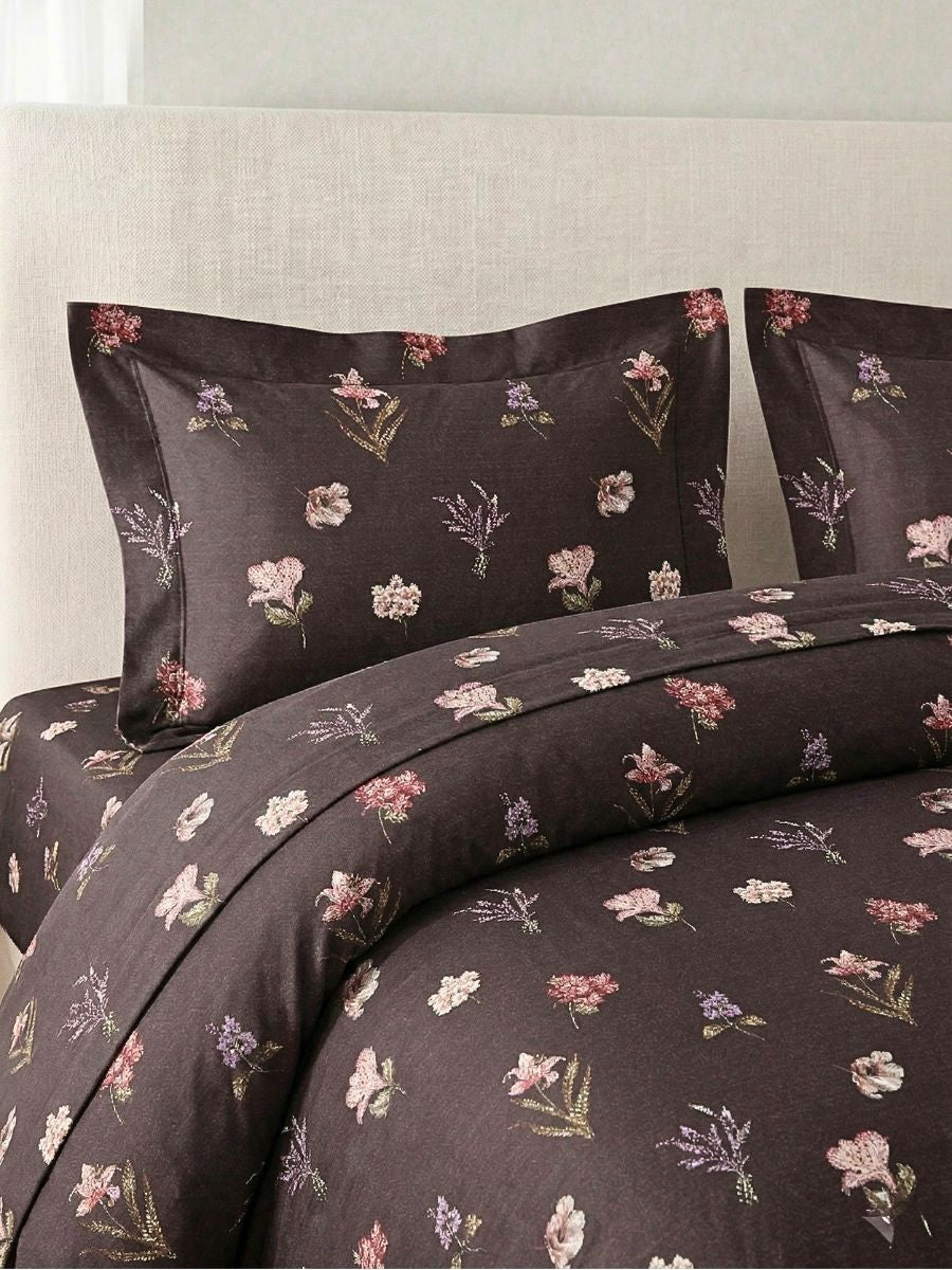 Blended Cotton Double Size Bedsheet with 2 Pillow Covers - Truffle Blossom