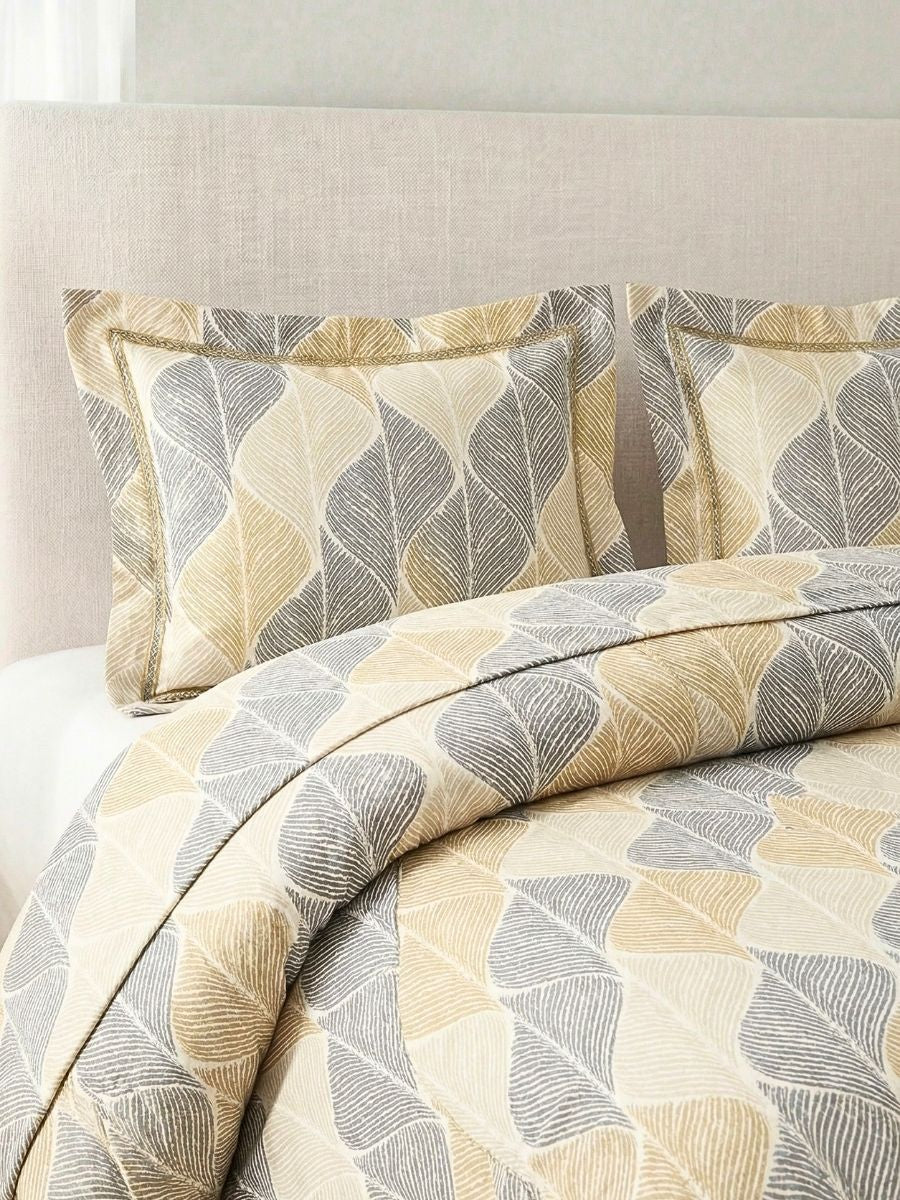 Blended Cotton Double Size Bedsheet with 2 Pillow Covers - Etched Wave