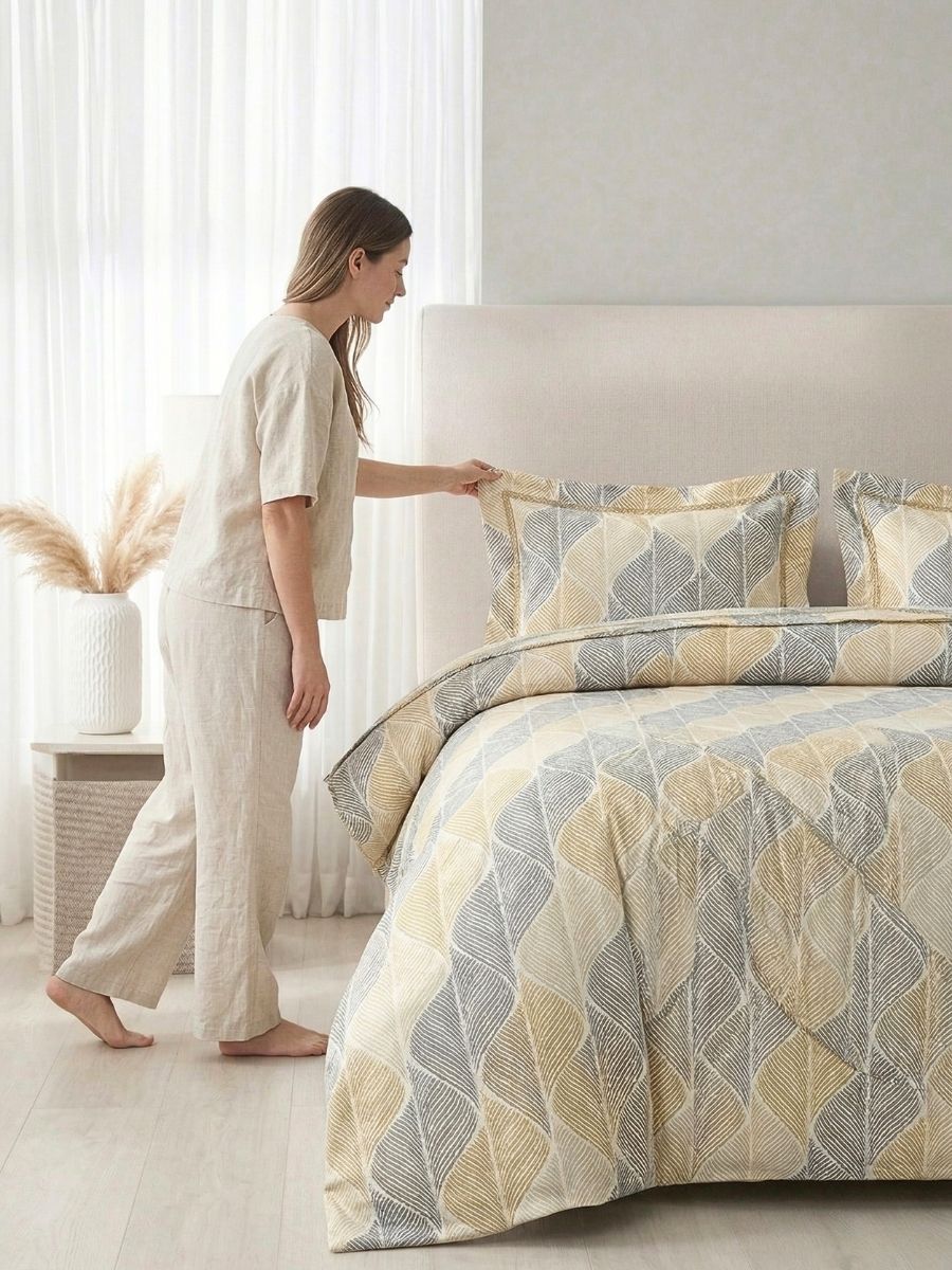 Blended Cotton Double Size Bedsheet with 2 Pillow Covers - Etched Wave