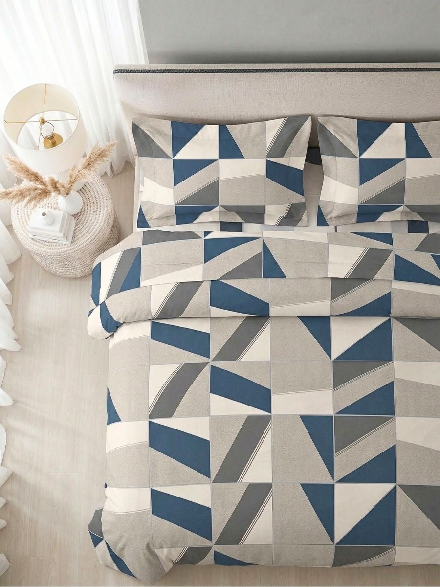 Blended Cotton Double Size Bedsheet with 2 Pillow Covers - Geometric Grid